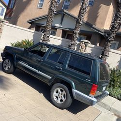 2000 Jeep Cherokee