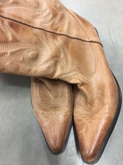 Aldo Western Boot size 40 about 8 to 8 1/2