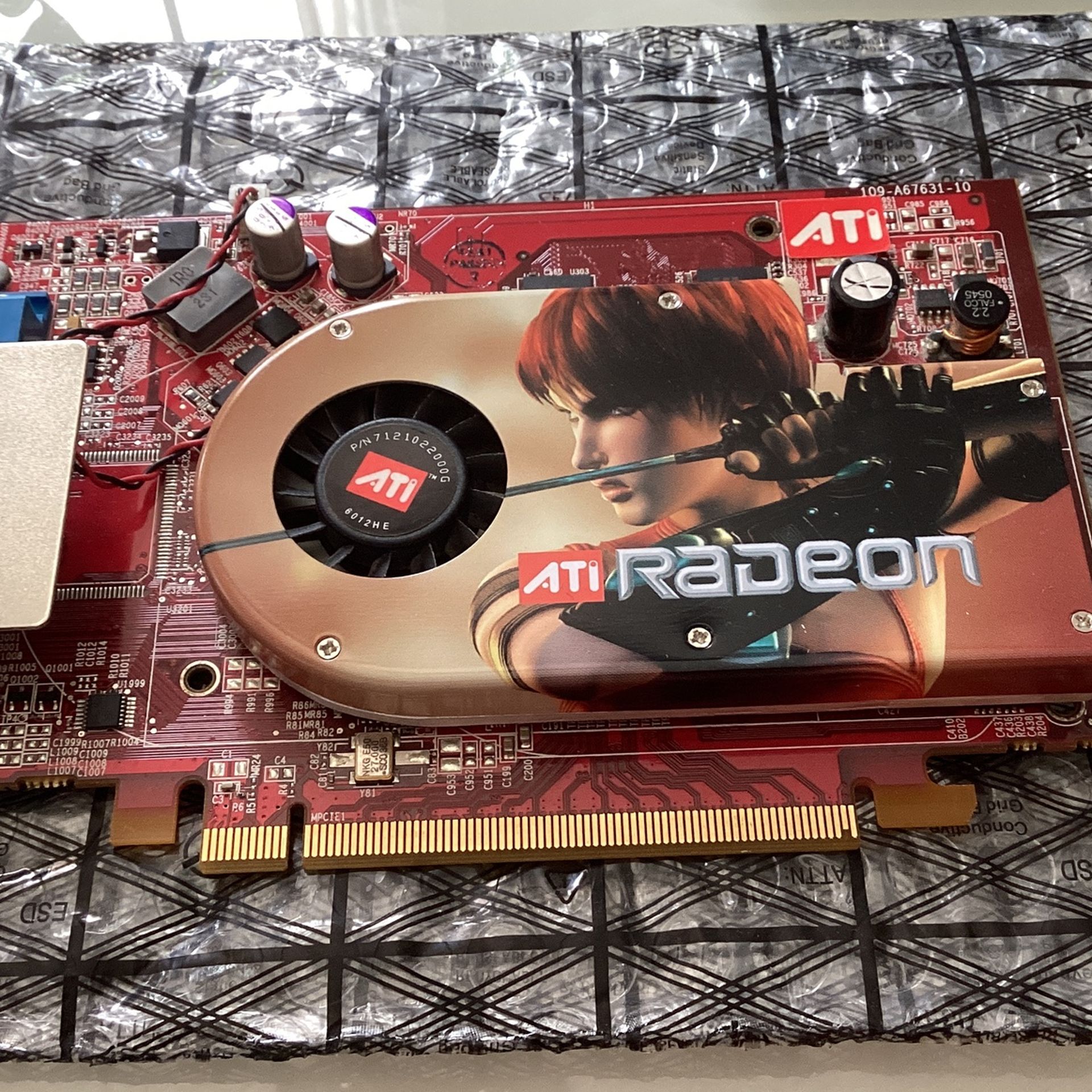 Video Graphic Card ATI RADEON X1600 Pro