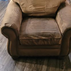 Microfiber Chair Loveseat Great Condition 