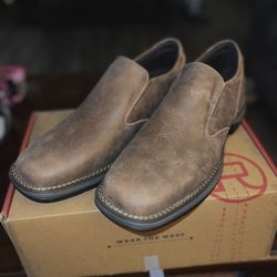 Men’s Size 12 Western Shoes 