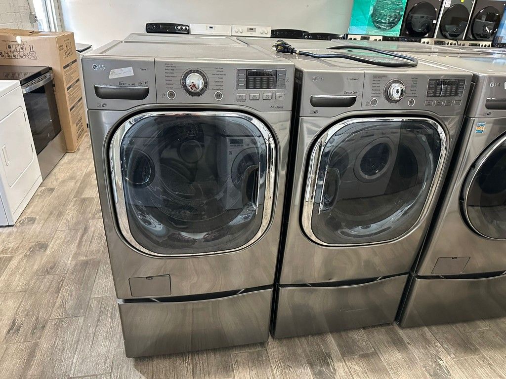 LG mega capacity washer and dryer set electric with warranty