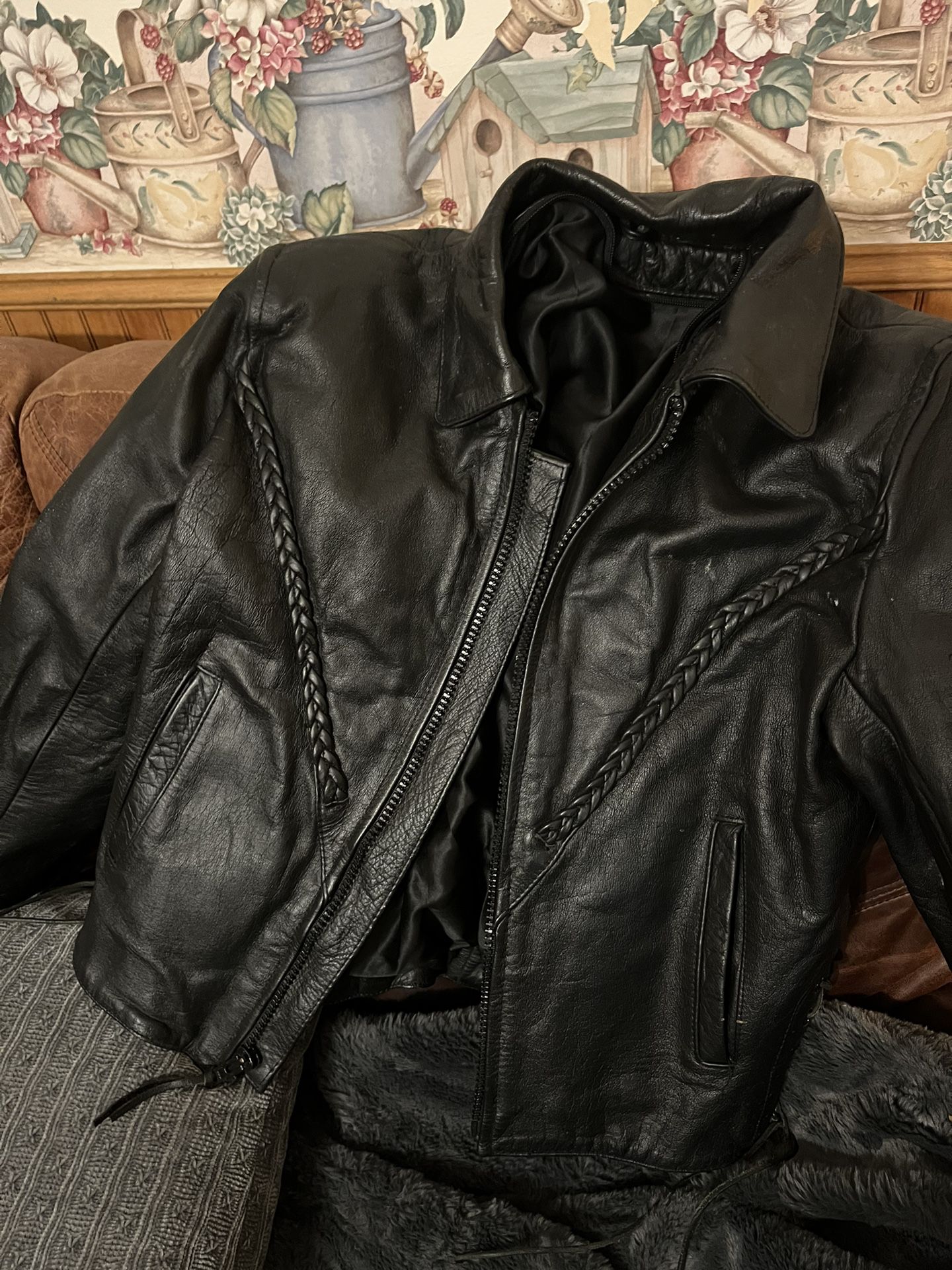 Leather Jacket - Harley Davidson style - Size M