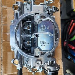 600 CFM Square Bore 4BBL Carburetor with Electric Choke