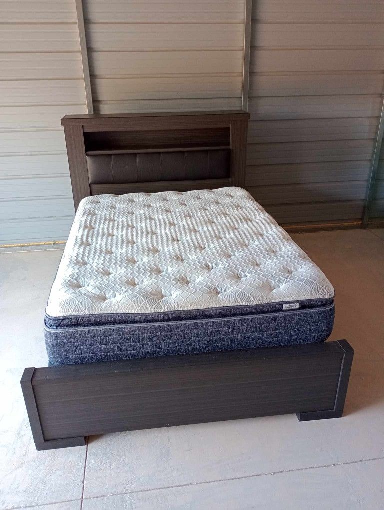 Used queen bed frame discount