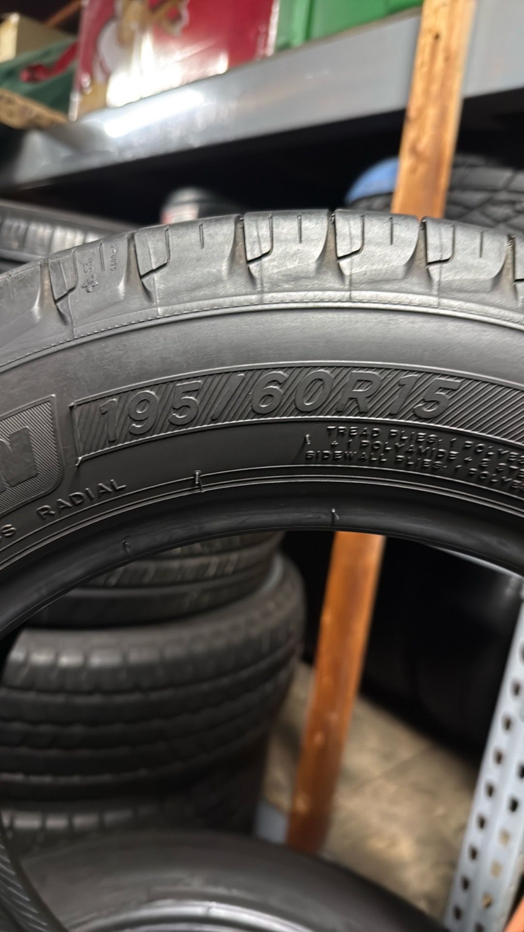 195/60/15 Michelin