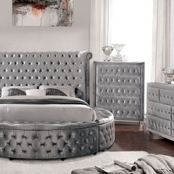 $1399 AMERICAN MADE BEDROOM SET 4 PIECES 