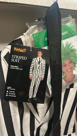 Costume