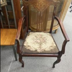 Antique Brocade Roses Parlor chair