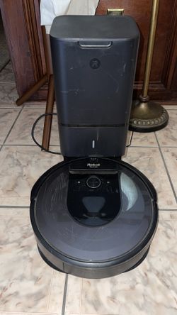iRobot Roomba I7 Plus