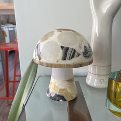Onyx Mushroom Lamp