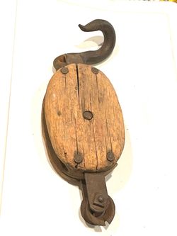 Vintage Wooden Block & tackle single pulley