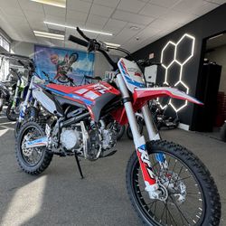 Dirt Bikes 