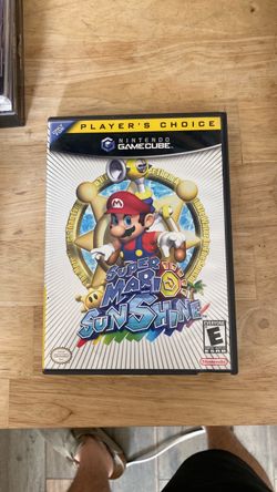 Super Mario Sunshine GameCube Game with box