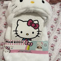Hooded Hello Kitty Blanket