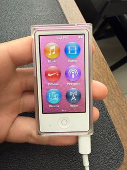 Apple iPod Nano 7th Generation (16GB) – Purple (Model A1446)