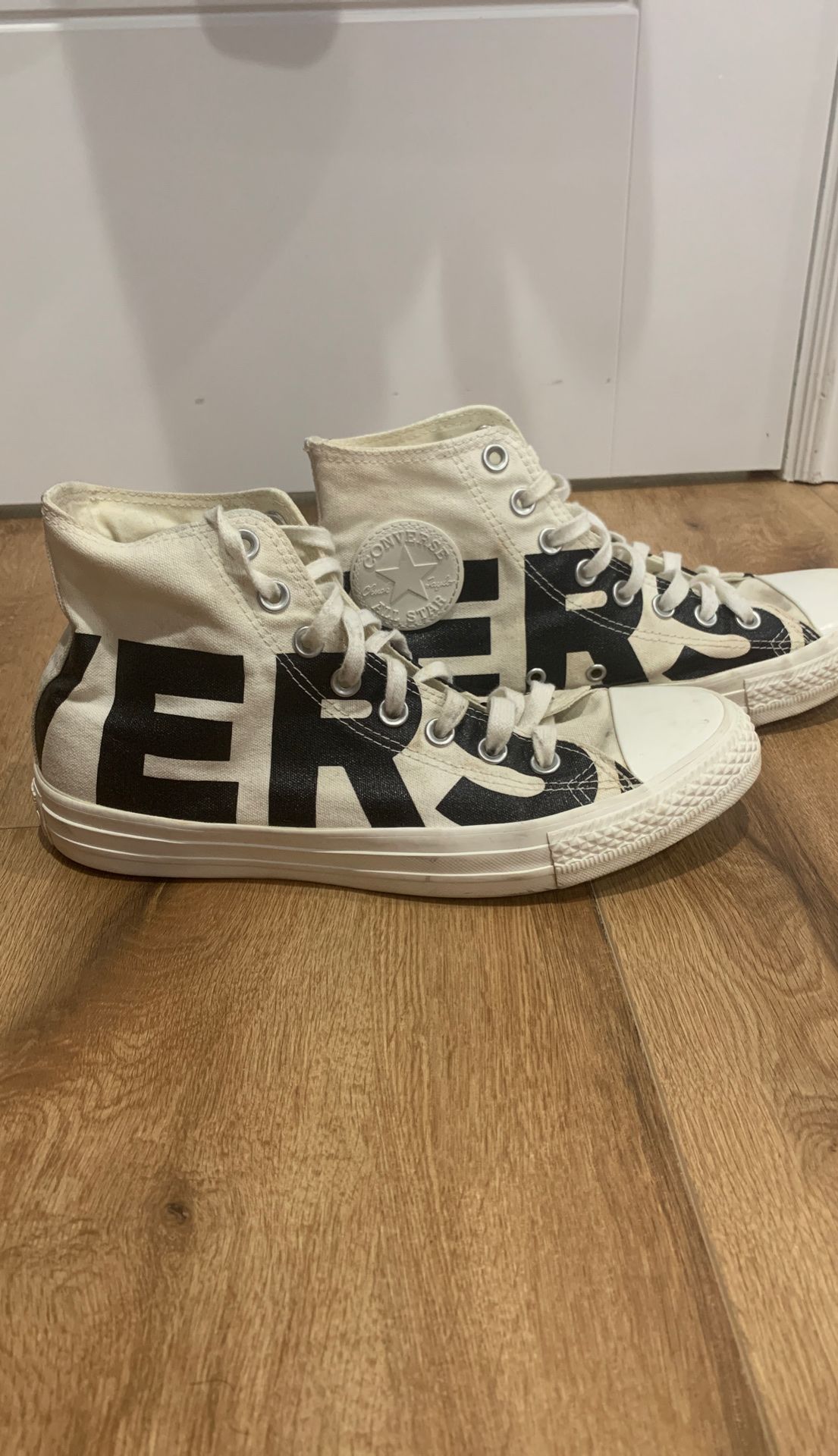 Converse size 7.5
