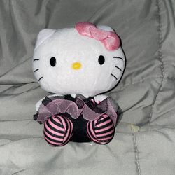 Hello kitty plushie