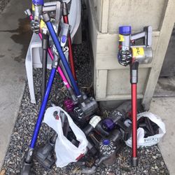 DYSON Lot