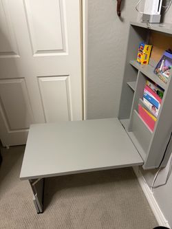 Kids Wall mounted desk size is in pics