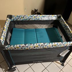 Portable Crib Playpen With Detachable Bassinet & Changing Table  