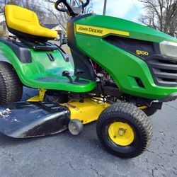 John Deere Riding Lawnmower 42" Mower