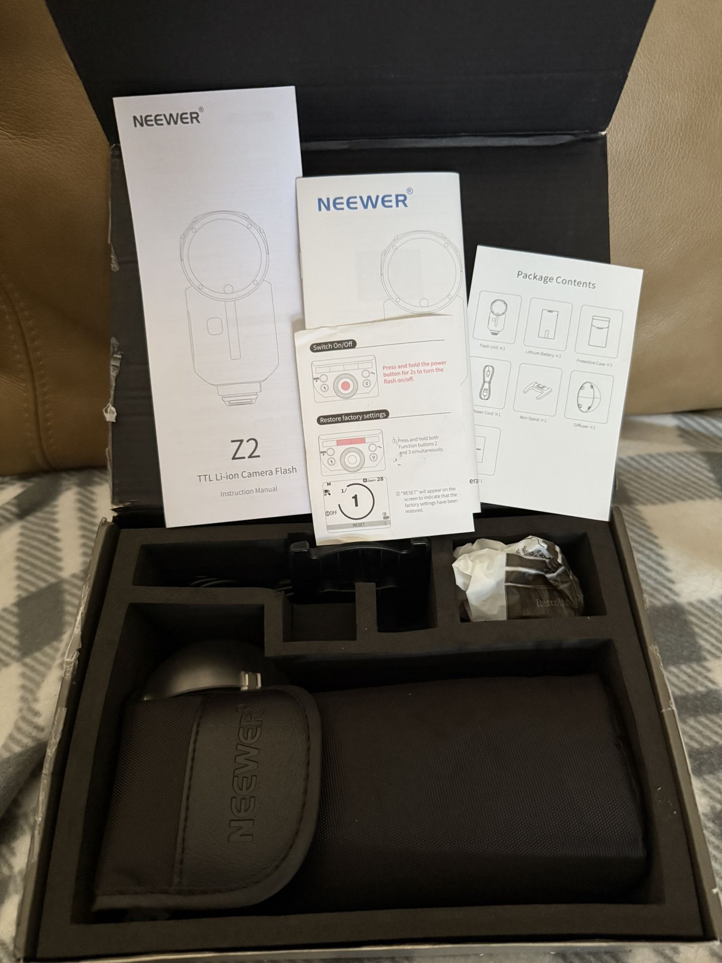 NEEWER Z2-C Z2C 2.4g TTL HSS Round Head Flash Light Speedlite for Canon Camera