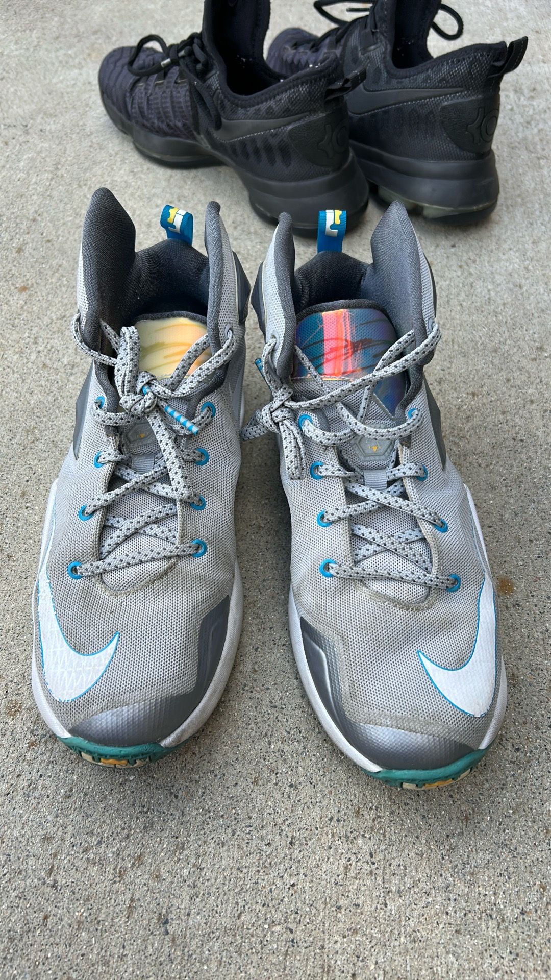 Nike LeBron 13 youth shoes