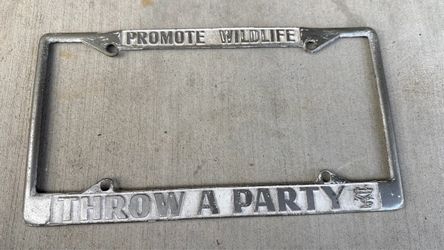 Plate frame automotive