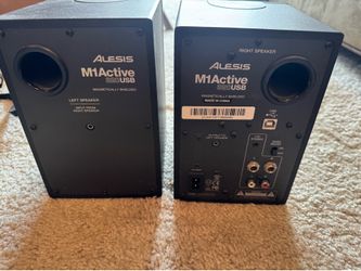 Compact Speakers- Alesis M1 Active 320 USB