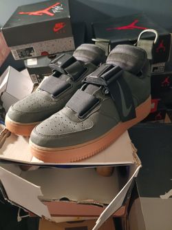Nike Air Force 1 Utility Low Sneakers