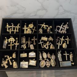 10kt & 14kt Gold Pendants, Oro 