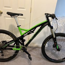 2017 Breezer Repack Expert 27.5 inch full suspension high end mountain bike size Medium brand New condition for Sale in Barnegat NJ OfferUp