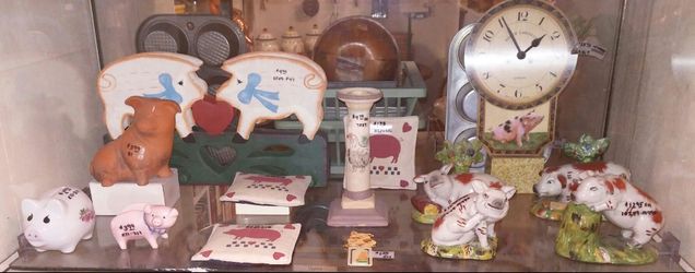 Pigs Pigs & More Pigs