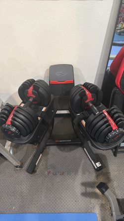 Bowflex SelectTech Adjustable Dumbbells with Stand