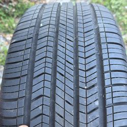 225/45/17 tire kumho