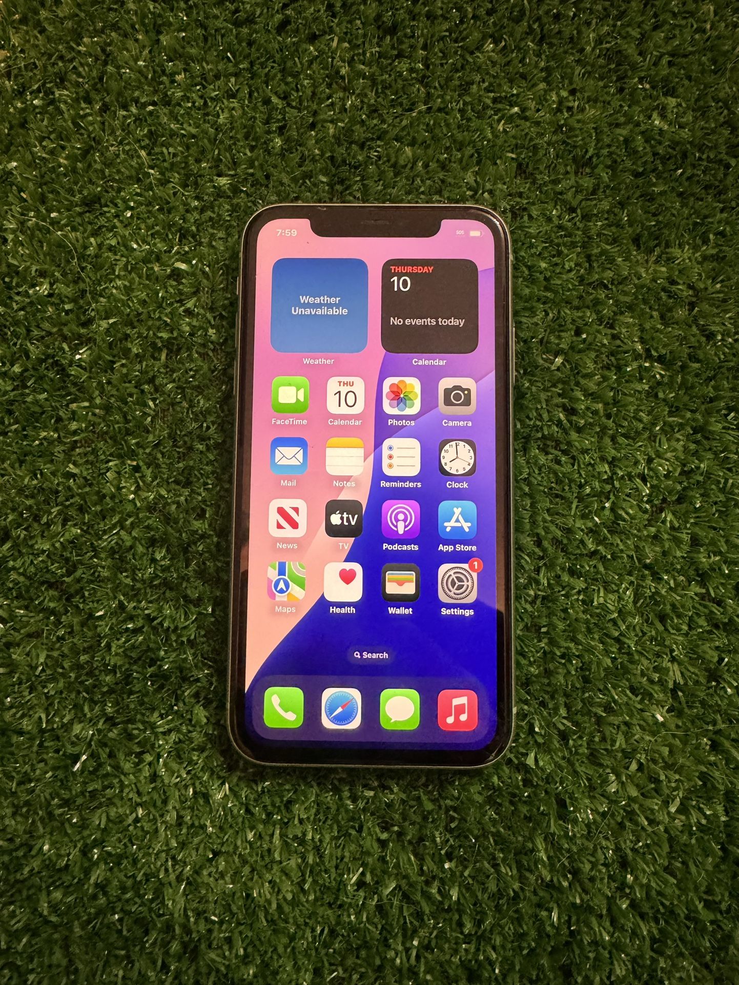 iPhone 11 Green 128gb AT&T USED But Works Perfectly