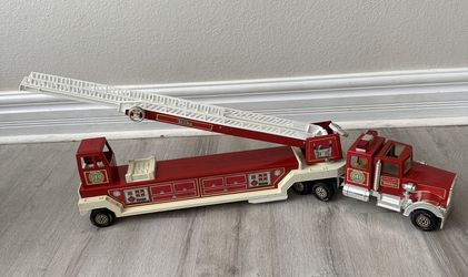 Vintage Tonka Hook And Ladder Truck