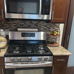 Samsung Stove 5 Burner With Oven With Samsung  Over The Range Microwave With Vent And Charcoal Filter