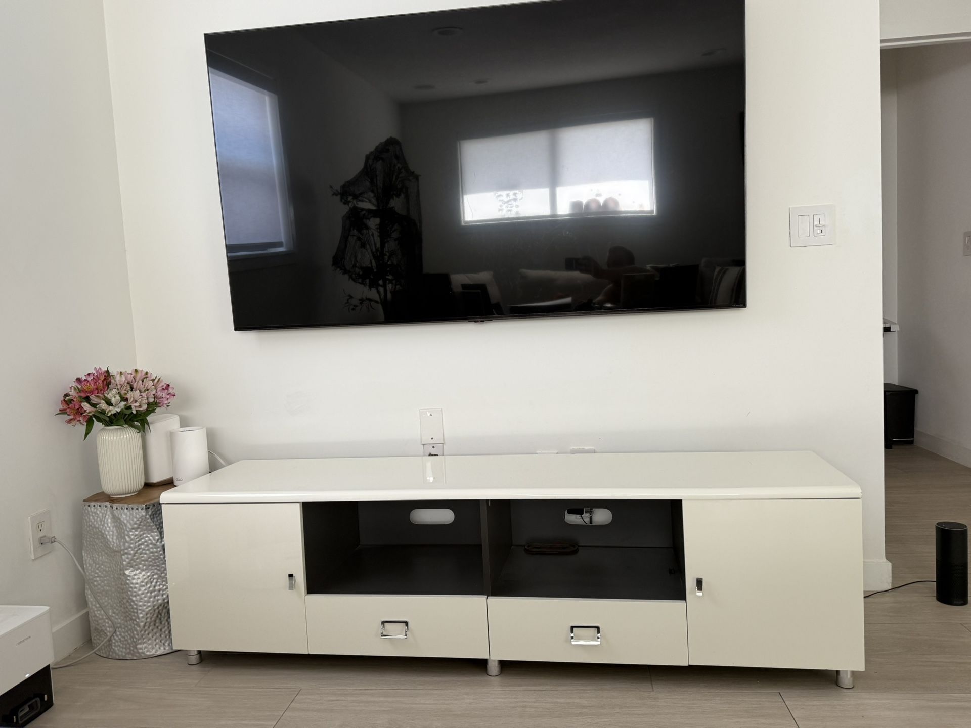 TV Media Console for Sale - $100
