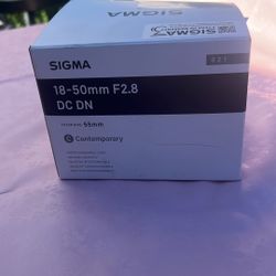 Sigma 18-50mm F2.8 DC DN  (Filter Size 55mm) For SONY E-mount