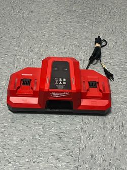 Milwaukee Dual Super Charger
