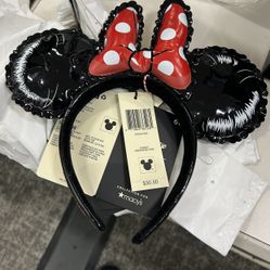 Minnie Mouse Disney Ears!!