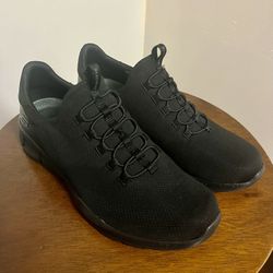 Sketchers Relaxed Fit Memory Foam, Brand New, Men’s 9.5