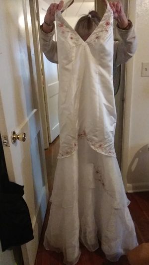 New And Used Wedding Dress For Sale In Joplin Mo Offerup