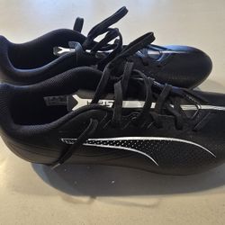 Brand New - Puma Ultra 5 Play FG/AG Soccer Cleats Size US