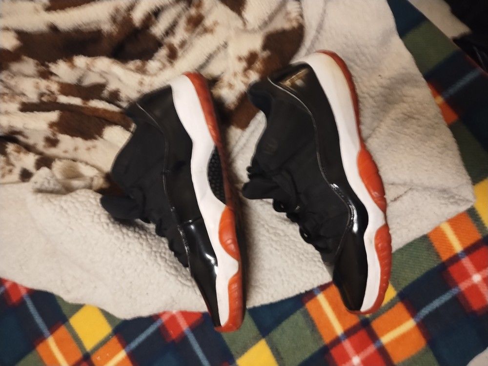 Air Jordan 11 Retro "Bred" 
