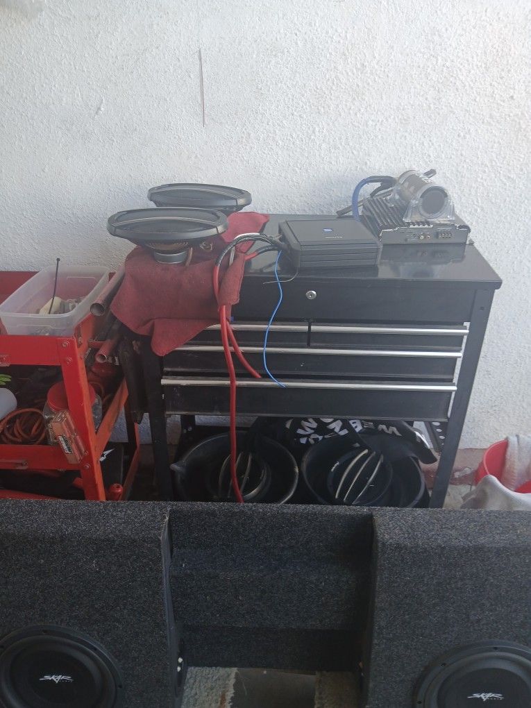 Speaker Set