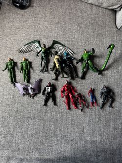Marvel Spider-Man Action Figure Lot of 12