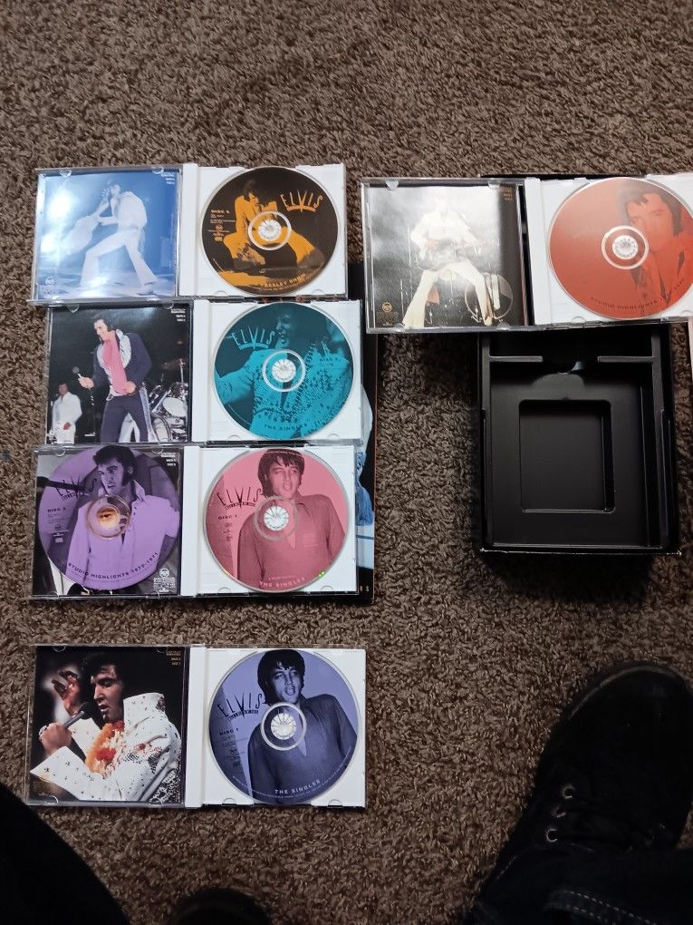 Elvis presley cds 